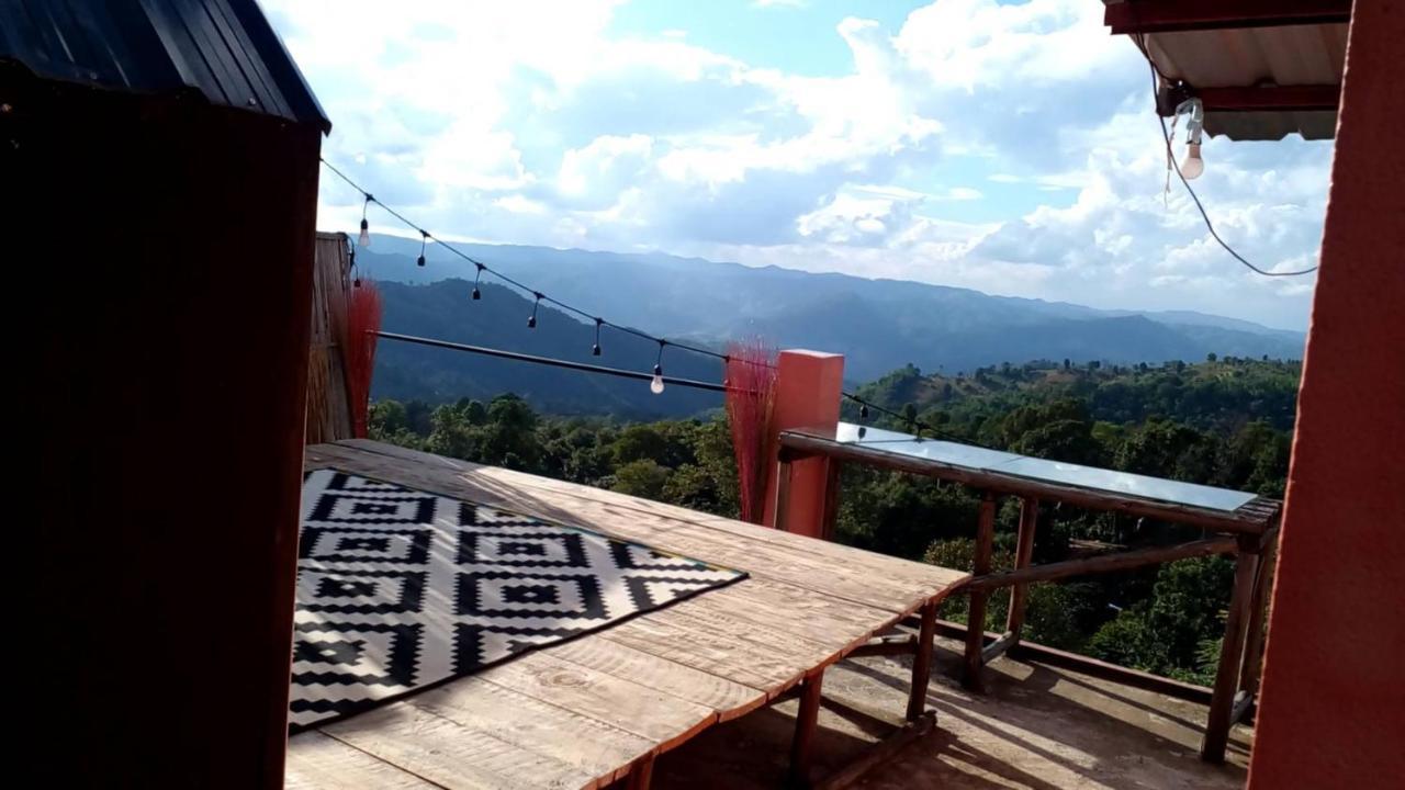 Terre Terrace Glamping - Doichang Ban Huai Khai Eksteriør billede